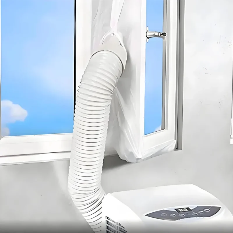 calfeutrage-climatiseur-fenetre-hero Tissu de calfeutrage blanc installé sur une fenêtre avec le tuyau d'un climatiseur mobile